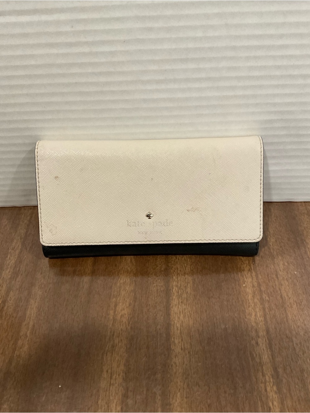 kate spade NIKA Two-Tone Cream and Black trifold Wallet